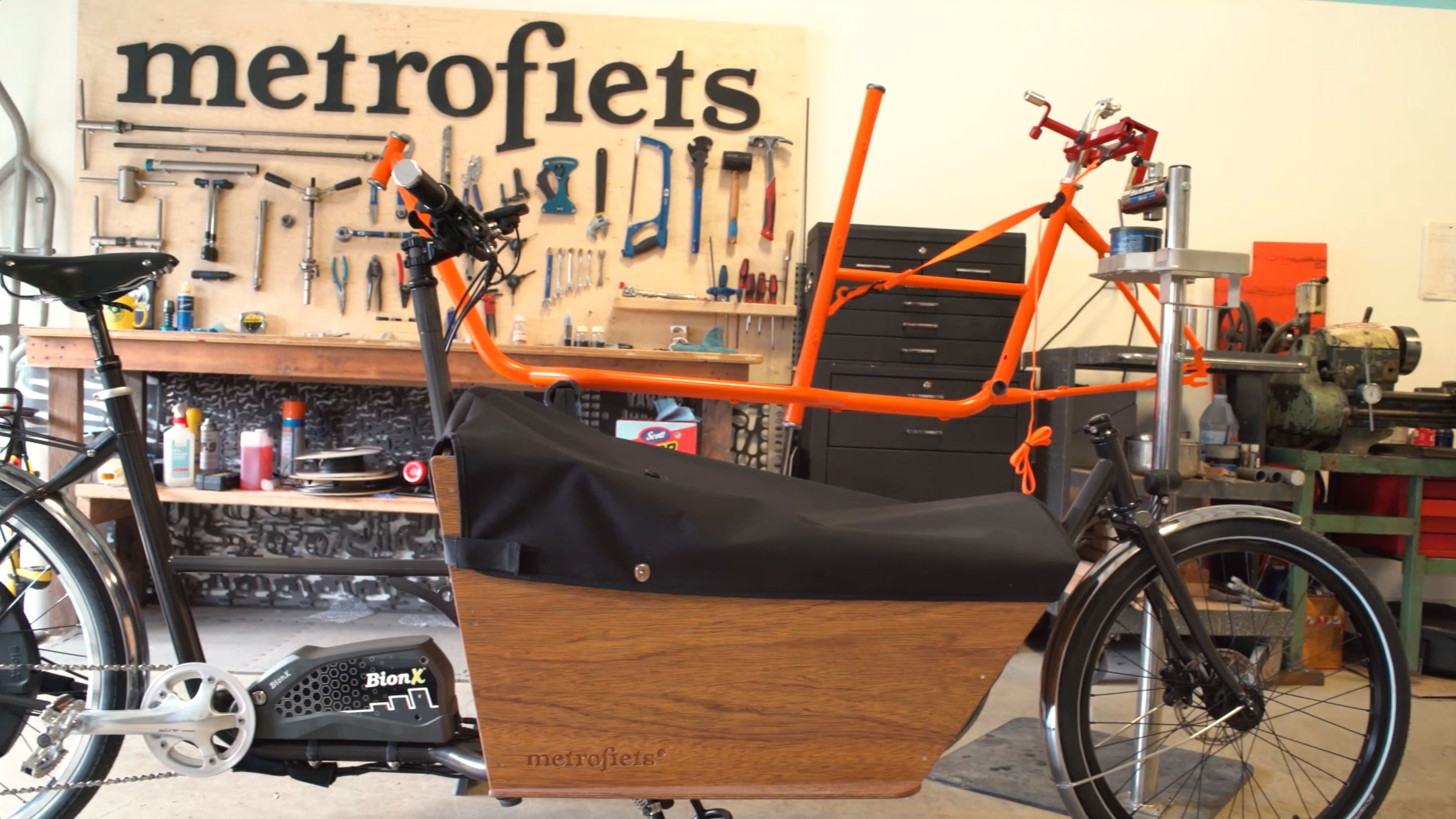 Metrofiets 2024 cargo bike