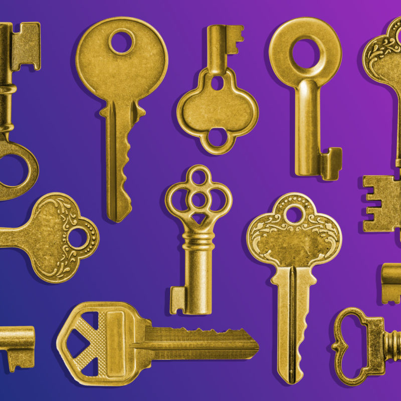 An illustration shows keys.